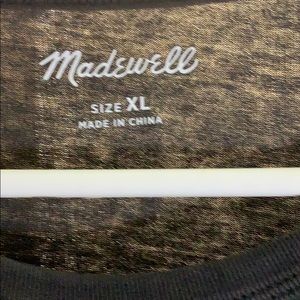 Men’s XL tee